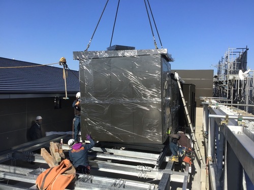 某所受変電設備搬入（揚重作業）.jpgのサムネイル画像